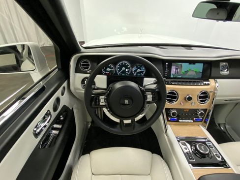 Used 2019 Rolls-Royce Cullinan AWD/4WD image 29