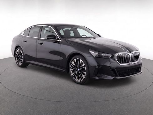 Used 2025 BMW 530i RWD image 27