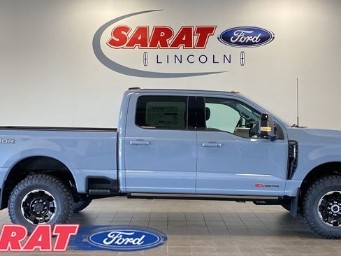 New 2026 Ford F250 Lariat w/ Tremor Off-Road Package AWD/4WD image 8