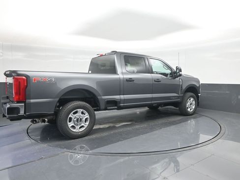New 2026 Ford F250 XLT w/ FX4 Off-Road Package AWD/4WD image 15