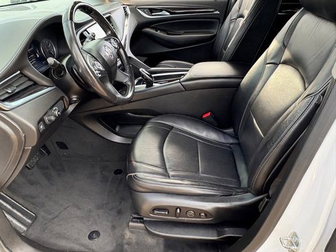 Used 2020 Buick Enclave Avenir w/ Avenir Technology Package image 27