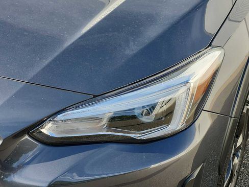 Used 2022 Subaru Crosstrek 2.5i Limited w/ Moonroof Package 2 image 9