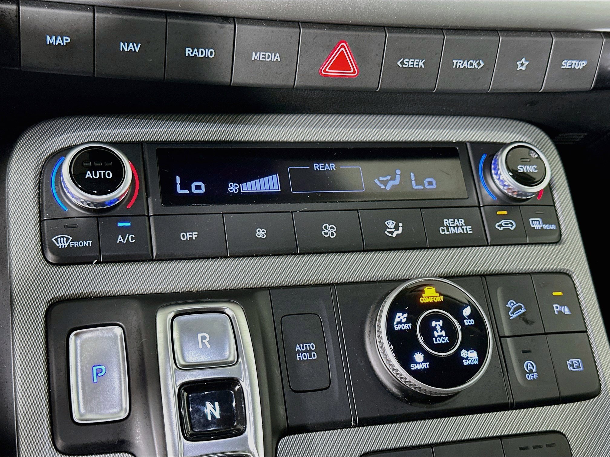 Used 2025 Hyundai Palisade SEL AWD/4WD image 24