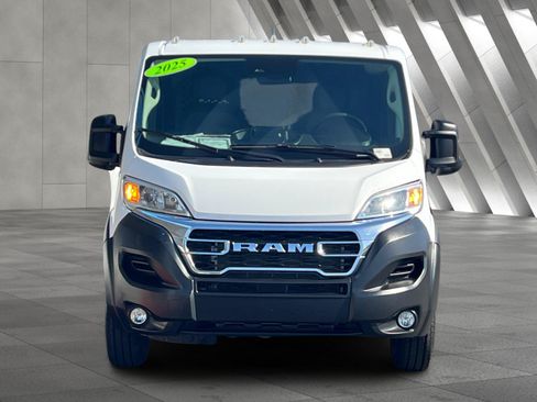 Used 2025 RAM ProMaster 2500 w/ U-Haul Equipment Group FWD image 9