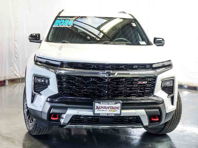 Certified 2024 Chevrolet Traverse Z71 w/ Enhanced Driving Package AWD/4WD image 7