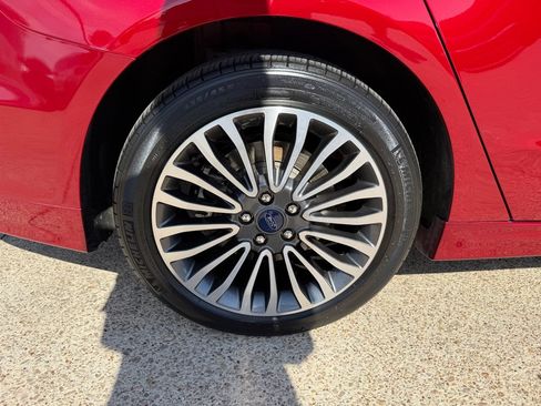 Used 2018 Ford Fusion Energi Platinum FWD image 13