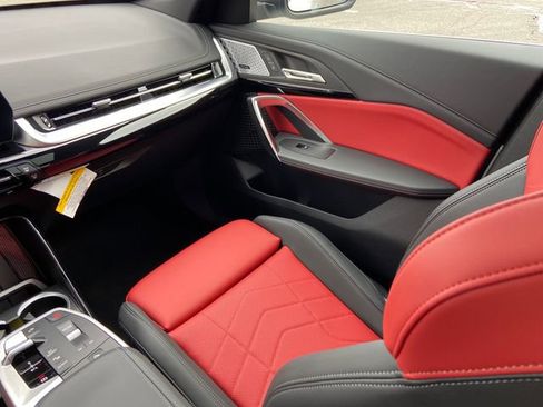 Certified 2025 BMW X1 xDrive28i w/ Premium Package image 14