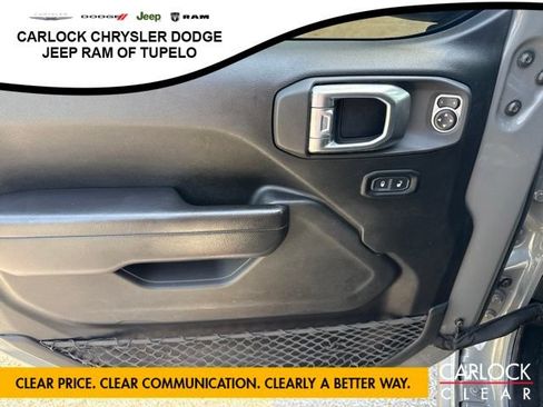 Used 2021 Jeep Gladiator Mojave w/ Safety Group AWD/4WD image 12