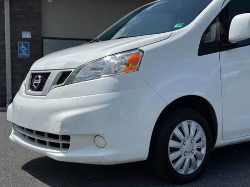 Used 2021 Nissan NV200 SV w/ Back Door Glass Package image 36