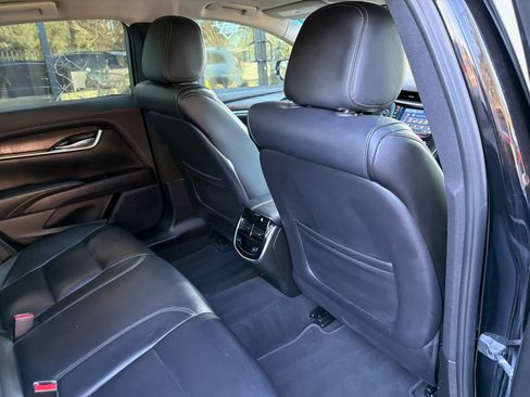 Used 2019 Cadillac XTS Luxury image 21