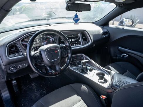Used 2021 Dodge Challenger GT w/ Driver Convenience Group RWD image 9