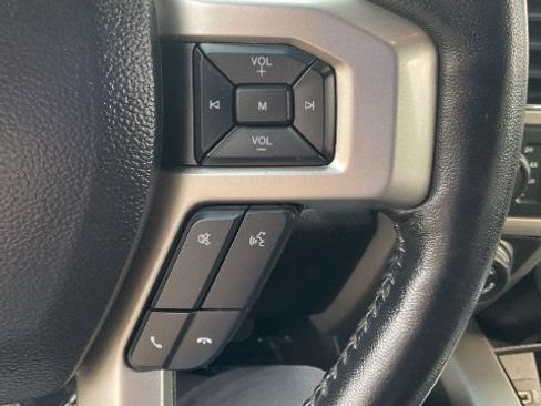 Used 2020 Ford F150 Lariat w/ Equipment Group 502A Luxury AWD/4WD image 34