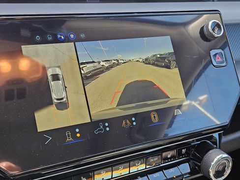 New 2027 Chevrolet Bolt RS w/ Technology Package FWD image 12