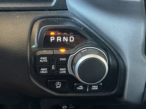 Used 2025 RAM 1500 Big Horn AWD/4WD image 21