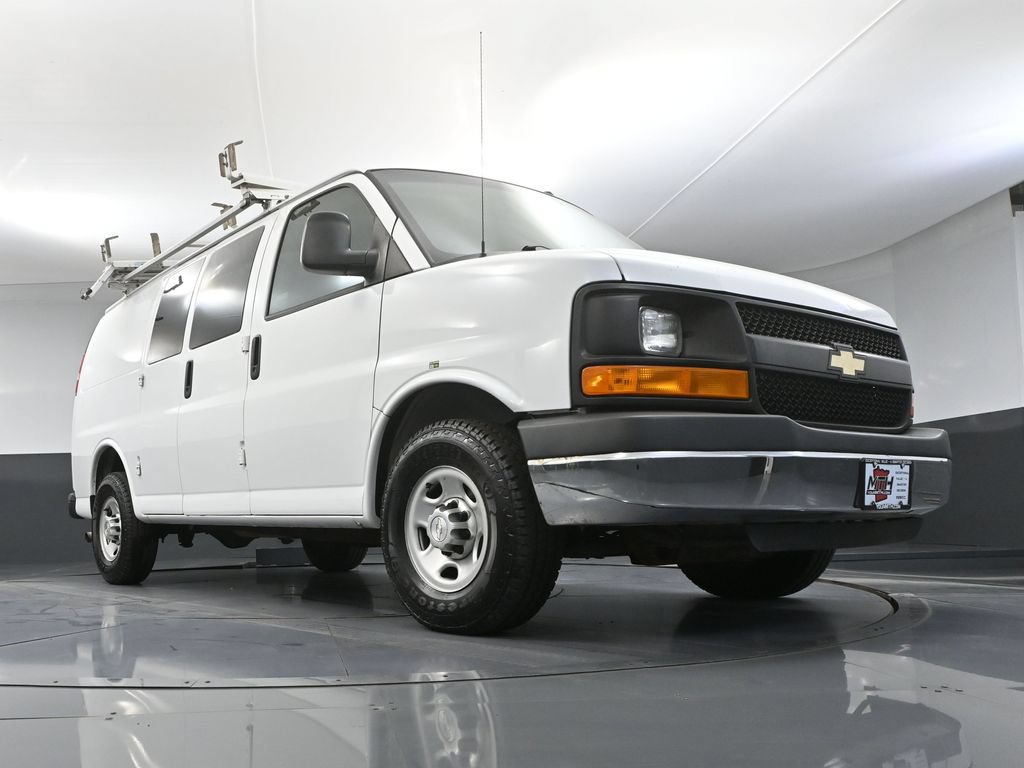 Used 2016 Chevrolet Express 2500 RWD image 37