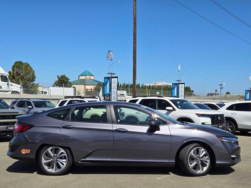 Used 2019 Honda Clarity Touring image 8
