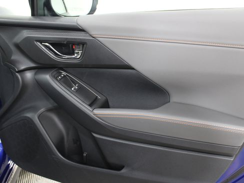 Used 2024 Subaru Crosstrek 2.5i Limited w/ Popular Package #4A image 24