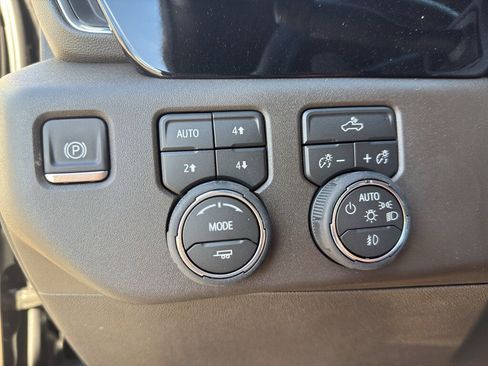 New 2026 Chevrolet Silverado 1500 LT Trail Boss w/ Convenience Package II image 17