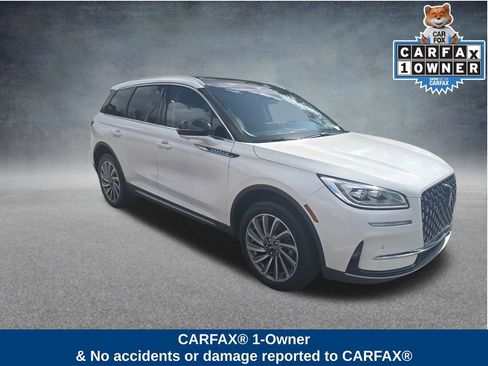 Used 2023 Lincoln Corsair Reserve w/ Equipment Group 201A FWD image 2