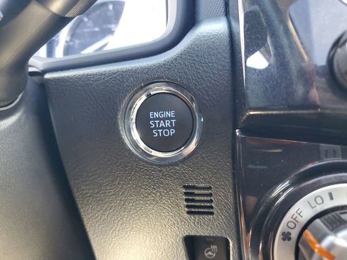Used 2023 Toyota 4Runner TRD Off-Road Premium w/ Off Road Premium Plus Package AWD/4WD image 27