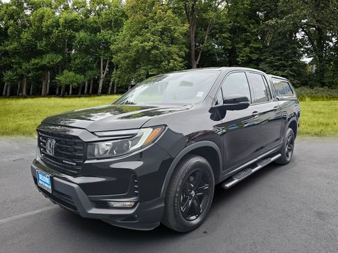 Used 2021 Honda Ridgeline Black Edition image 3
