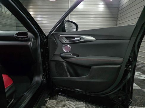 Used 2024 Dodge Hornet R/T Plus w/ Tech Pack Plus w/o Parking image 34