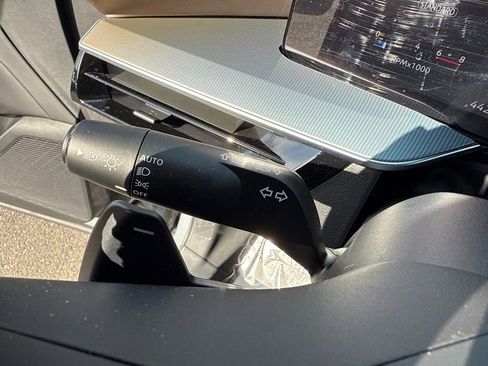 New 2025 Nissan Murano Platinum image 33