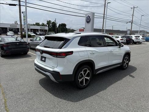 New 2025 Volkswagen Tiguan SE AWD/4WD image 4