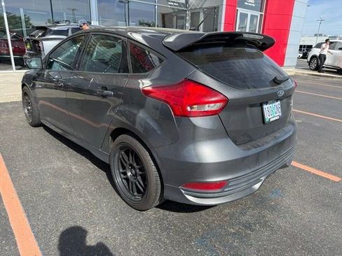 Used 2015 Ford Focus ST FWD image 6
