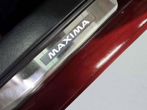 Used 2016 Nissan Maxima SR FWD image 23