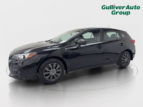 Used 2018 Subaru Impreza 2.0i image 2