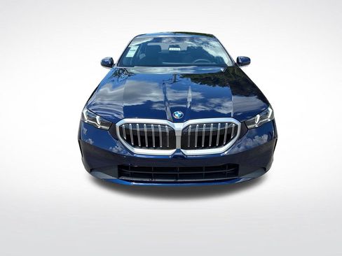 New 2026 BMW 530i xDrive w/ Premium Package AWD/4WD image 8