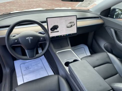 Used 2021 Tesla Model Y Performance AWD/4WD image 16