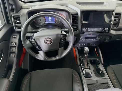 Certified 2022 Nissan Frontier Pro-X image 4