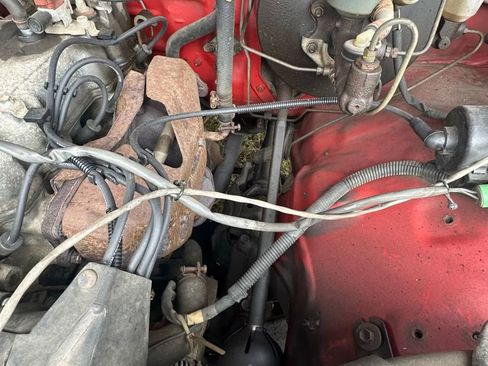 Used 1988 Toyota Pickup 4x4 Regular Cab image 38