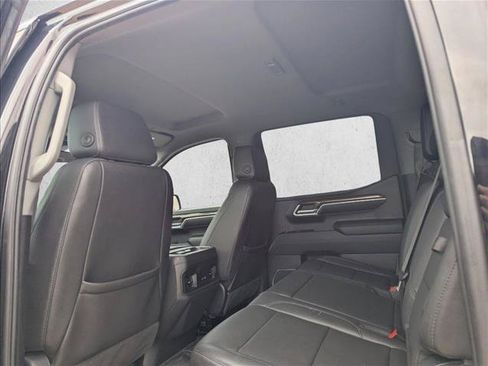 Used 2024 Chevrolet Silverado 1500 LT w/ Leather Package AWD/4WD image 13