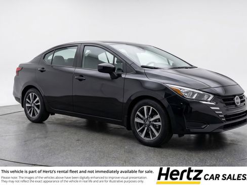 Used 2025 Nissan Versa SV FWD image 1