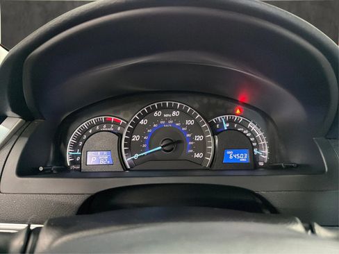 Used 2013 Toyota Camry XLE FWD image 28