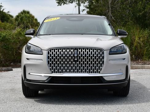 Used 2023 Lincoln Corsair FWD w/ Equipment Group 101A image 9
