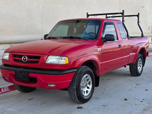 Used 2004 MAZDA B-Series Pickup 2WD Cab Plus B3000 w/ Convenience Pkg image 8