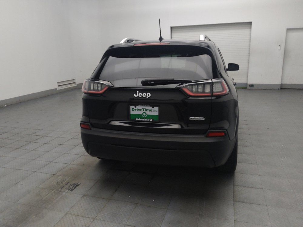 Used 2019 Jeep Cherokee Latitude Plus w/ Comfort/Convenience Group FWD image 7