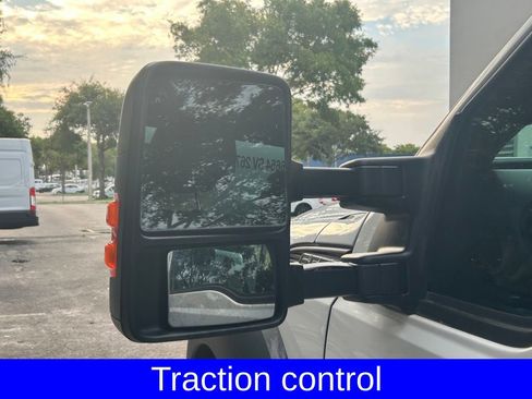 Used 2016 Ford F550 2WD Regular Cab Super Duty image 14