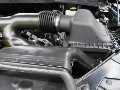 Used 2024 Ford F150 Lariat w/ Equipment Group 502A High image 31