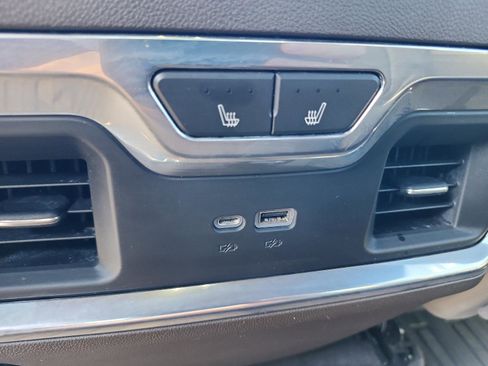 Used 2022 GMC Sierra 1500 SLT w/ SLT Premium Plus Package image 16