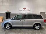 Used 2016 Dodge Grand Caravan SXT image 6