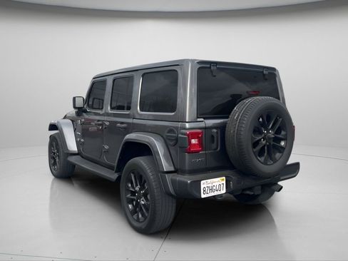 Used 2021 Jeep Wrangler Unlimited Sahara image 6