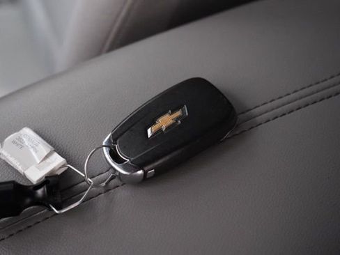 Used 2022 Chevrolet Malibu LT image 33
