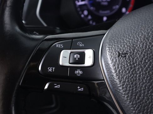 Used 2019 Volkswagen Tiguan SEL w/ 3rd Row Seat Package AWD/4WD image 12