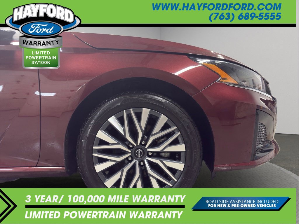 Used 2025 Nissan Altima 2.5 SV FWD image 23
