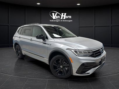 Used 2024 Volkswagen Tiguan SE R-Line